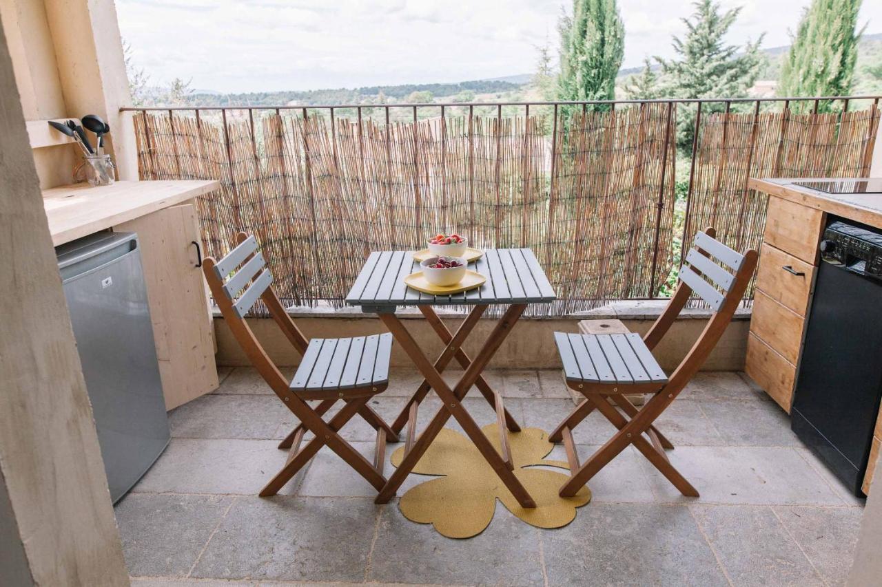 Le Mas De Cink Saint-Saturnin-les-Apt Luaran gambar