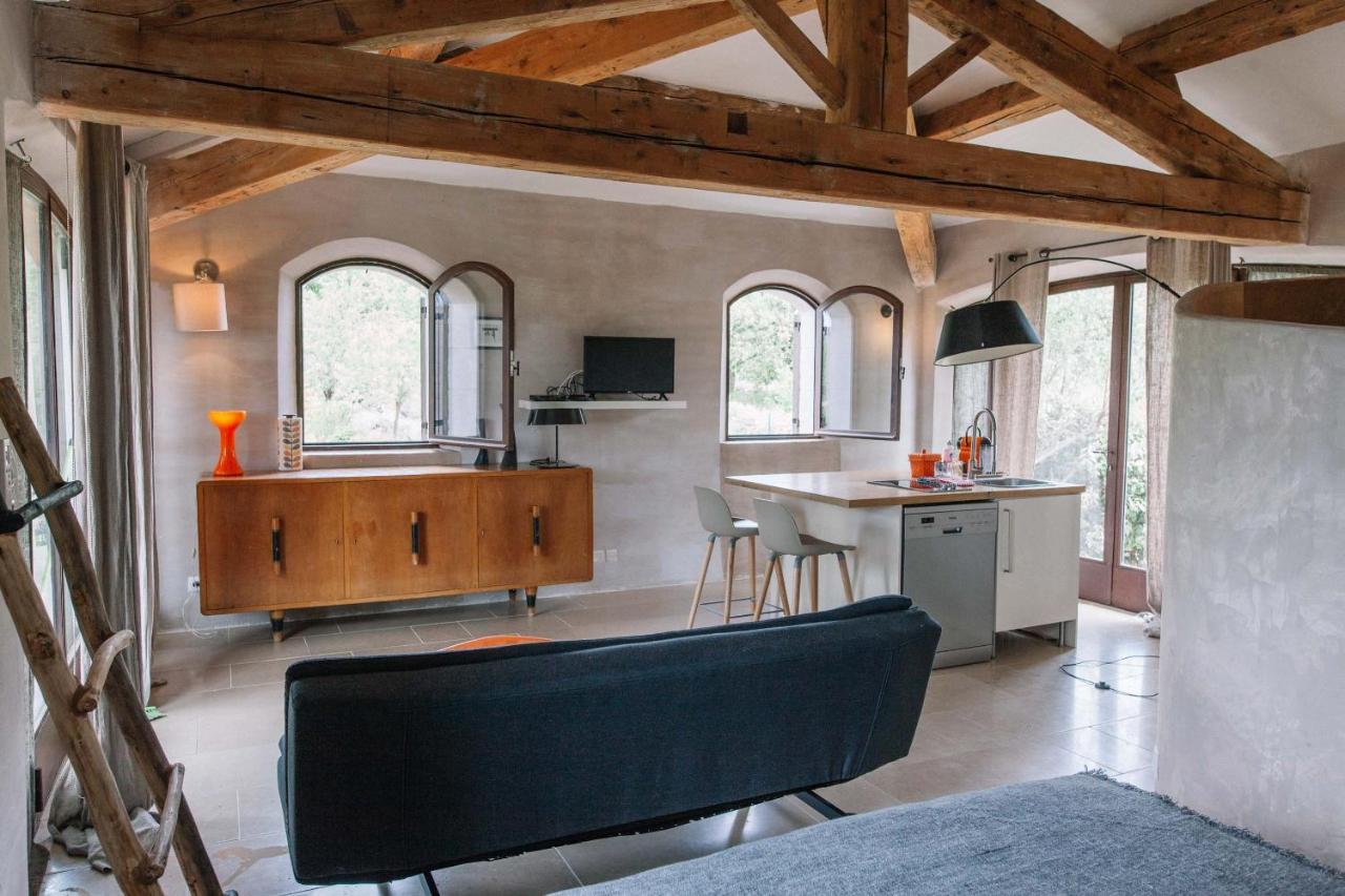 Le Mas De Cink Saint-Saturnin-les-Apt Luaran gambar