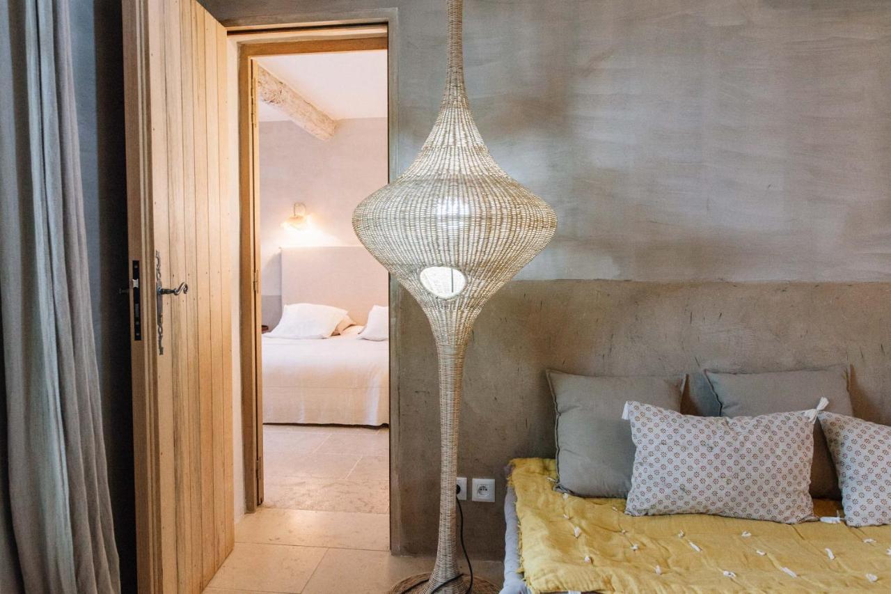 Le Mas De Cink Saint-Saturnin-les-Apt Luaran gambar